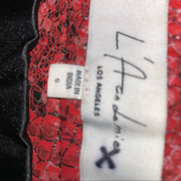 Sold - Picture 3 of 4